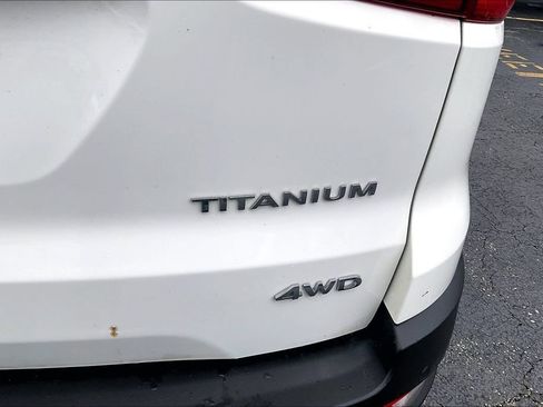Used 2018 Ford EcoSport Titanium w/ Titanium Cold Weather Package AWD/4WD image 7