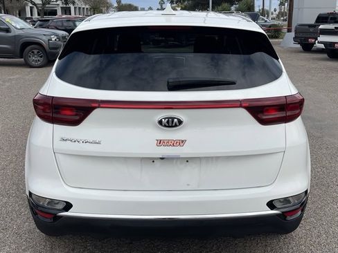 Used 2021 Kia Sportage LX image 5