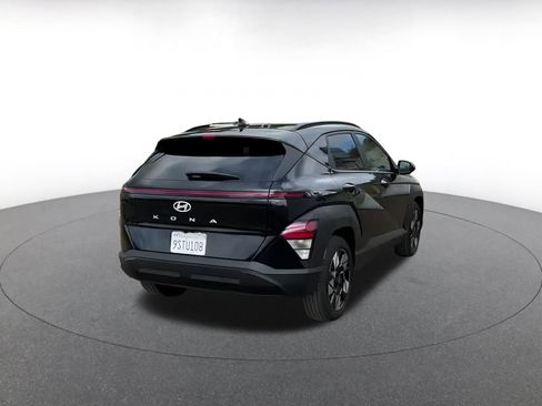 Used 2025 Hyundai Kona SEL image 11