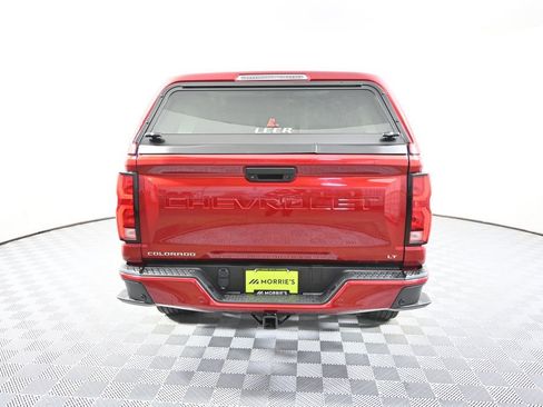 Used 2023 Chevrolet Colorado LT w/ LT Convenience Package III AWD/4WD image 5