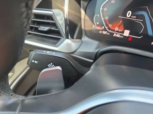 Used 2019 BMW 330i xDrive Sedan w/ M Sport Package AWD/4WD image 23