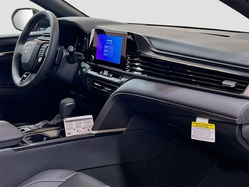 New 2026 Toyota Camry Hybrid image 27