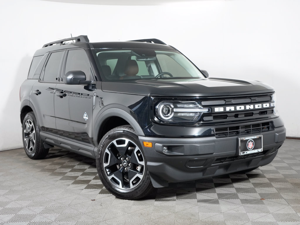 Used 2022 Ford Bronco Sport Outer Banks w/ Tech Package AWD/4WD image 9