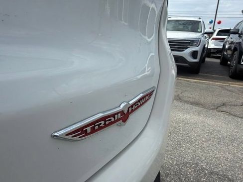 Used 2021 Jeep Compass Trailhawk AWD/4WD image 24