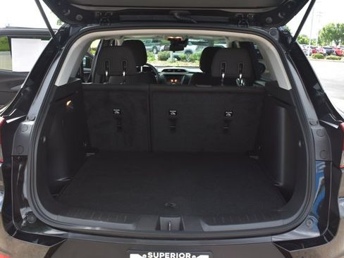 Used 2023 Chevrolet TrailBlazer LT FWD image 17