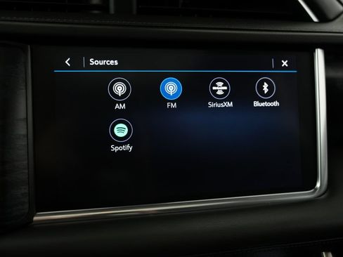 Used 2021 GMC Yukon XL Denali w/ Denali Premium Package AWD/4WD image 27