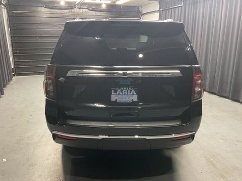 Used 2024 Chevrolet Tahoe LT w/ Luxury Package AWD/4WD image 4