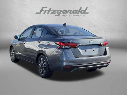 Used 2025 Nissan Versa SV FWD image 5