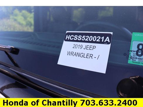 Used 2019 Jeep Wrangler Unlimited Sahara w/ Quick Order Package 24M Moab image 35