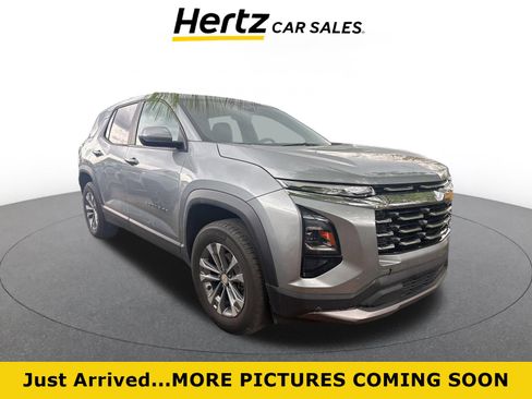 Used 2025 Chevrolet Equinox LT image 1