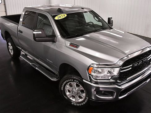 Used 2024 RAM 2500 Big Horn image 14