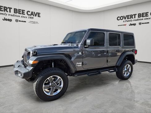 Used 2019 Jeep Wrangler Unlimited Sport S image 3