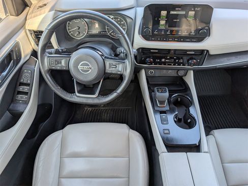 Used 2021 Nissan Rogue SL w/ Premium Package image 6