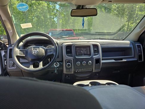 Used 2014 RAM 1500 Express AWD/4WD image 7