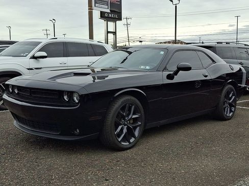 Used 2022 Dodge Challenger SXT w/ Blacktop Package RWD image 2