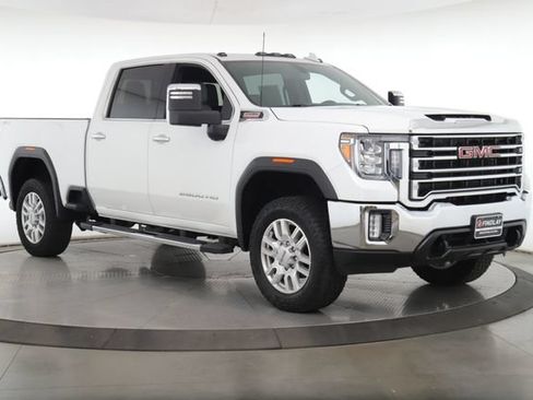 Used 2023 GMC Sierra 2500 SLT w/ SLT Convenience Package AWD/4WD image 2