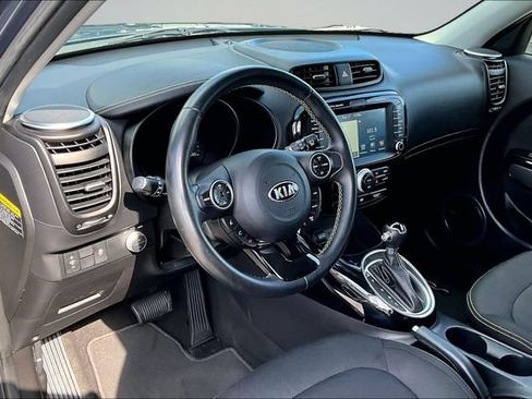 Used 2016 Kia Soul + w/ Audio Package FWD image 15