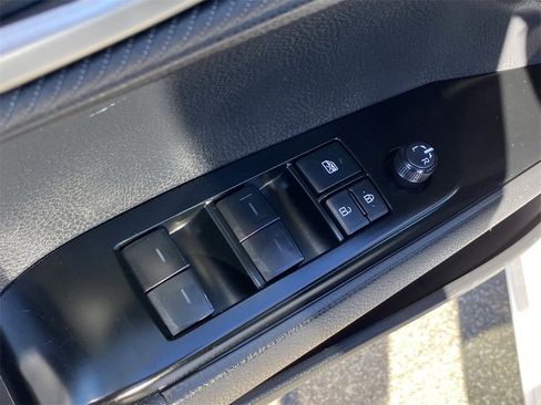 Certified 2025 Toyota Camry SE image 23