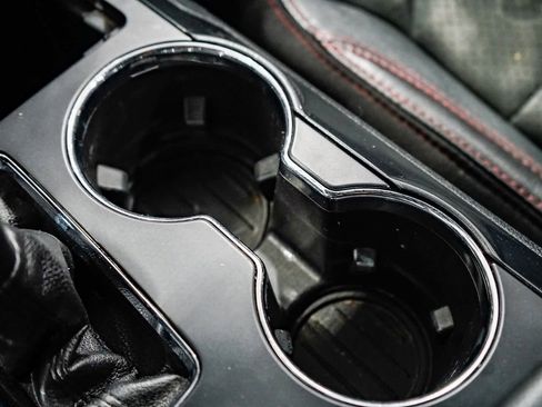 Used 2019 Ford Explorer XLT w/ Equipment Group 202A image 23