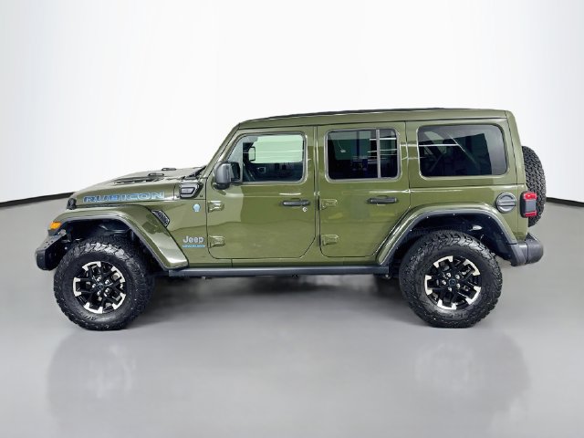 Used 2024 Jeep Wrangler Unlimited Rubicon 4xe AWD/4WD image 11