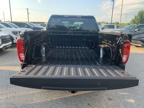 New 2026 GMC Sierra 1500 Elevation image 26