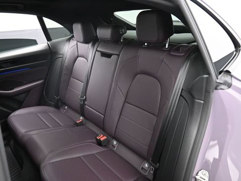 Certified 2025 Porsche Macan 4 Electric image 23