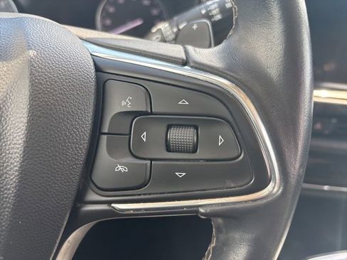 Used 2023 Buick Envision Essence FWD image 24