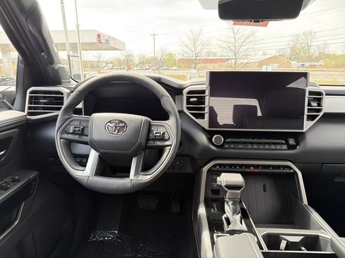 New 2026 Toyota Tundra Limited AWD/4WD image 12