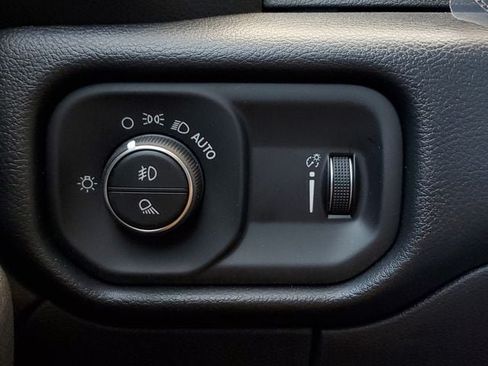 New 2026 RAM 5500 Tradesman AWD/4WD image 37