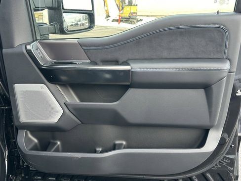 New 2026 Ford F350 Platinum w/ Tremor Off-Road Package image 21