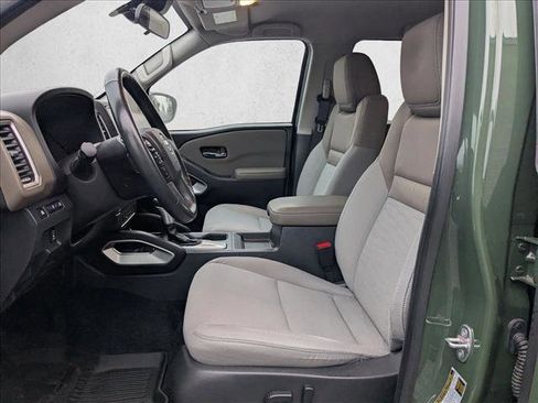 Used 2022 Nissan Frontier SV image 15