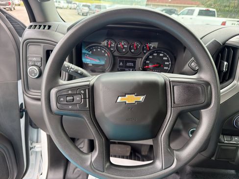 Used 2025 Chevrolet Silverado 1500 W/T RWD image 19