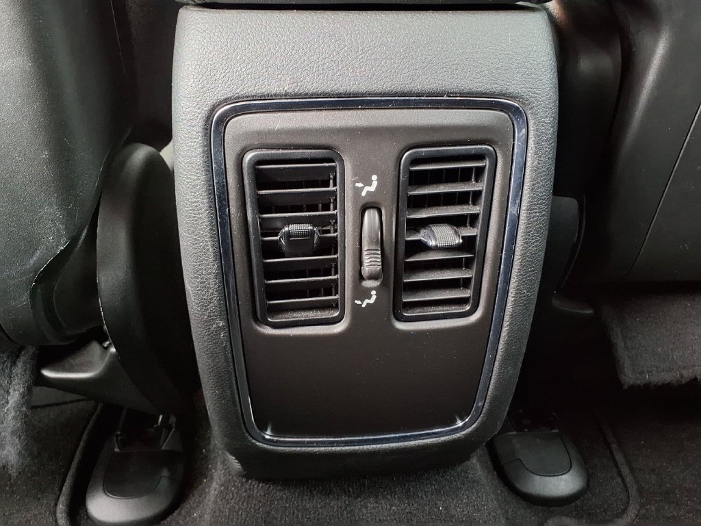 Used 2022 Jeep Grand Cherokee Laredo E RWD image 17