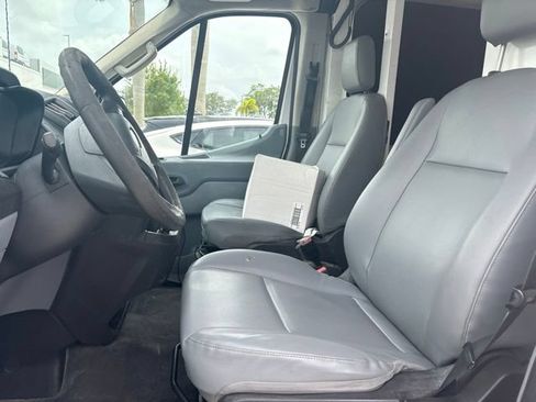 Used 2017 Ford Transit 250 148 Medium Roof RWD image 5