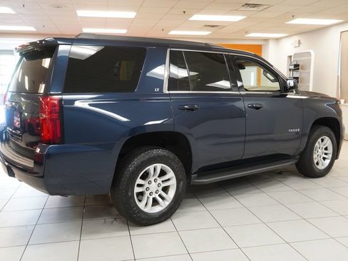 Used 2020 Chevrolet Tahoe LT w/ Luxury Package AWD/4WD image 12