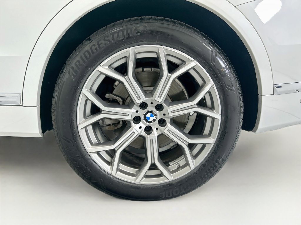 Used 2019 BMW X7 xDrive40i w/ Premium Package AWD/4WD image 30
