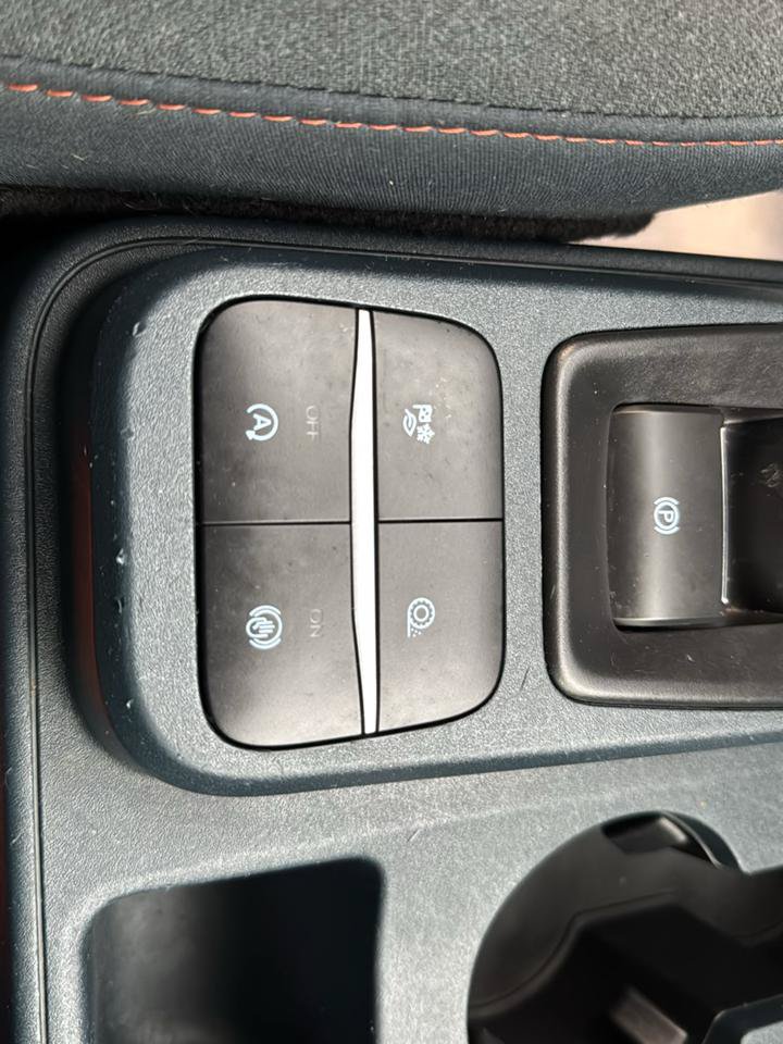 Used 2024 Ford Maverick XLT w/ Equipment Group 300A Standard AWD/4WD image 15