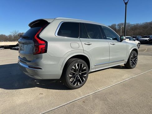 New 2026 Volvo XC90 B6 Ultra image 7