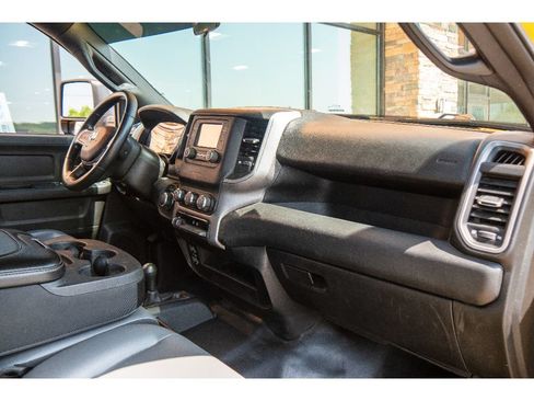 Used 2024 RAM 2500 Tradesman AWD/4WD image 12