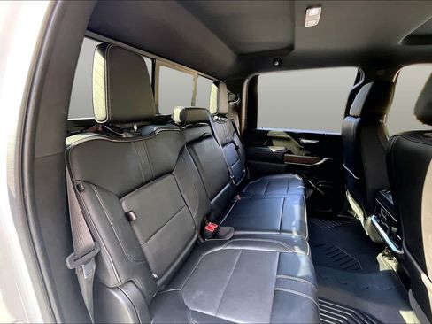 Used 2020 Chevrolet Silverado 2500 High Country w/ Z71 Off-Road Package AWD/4WD image 20