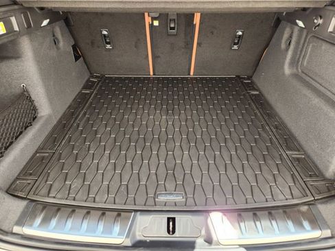 Used 2026 Jaguar F-PACE R-Dynamic S image 23