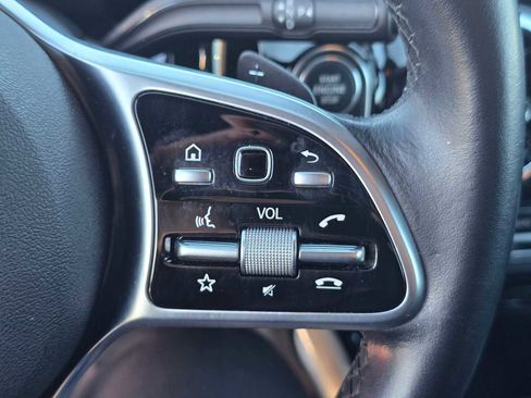 Used 2021 Mercedes-Benz GLA 250 4MATIC image 34