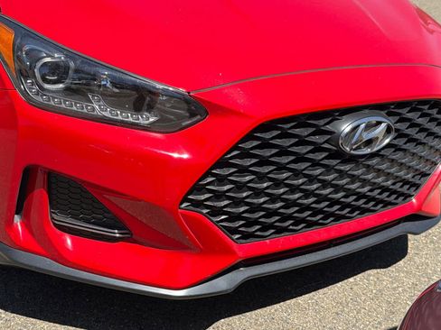 Used 2019 Hyundai Veloster Turbo FWD image 8