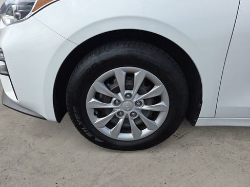 Used 2021 Kia Forte Sedan FWD image 9