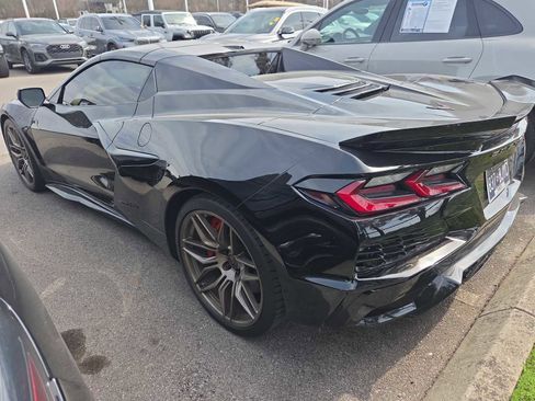 Used 2024 Chevrolet Corvette Z06 image 5