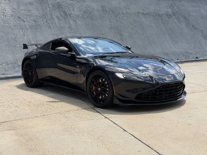 Used 2022 Aston Martin V8 Vantage Coupe