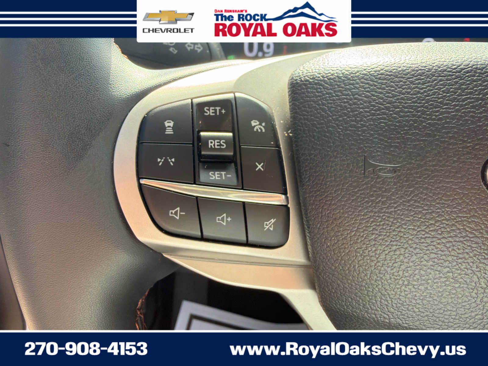 Used 2025 Ford Explorer Active RWD image 15