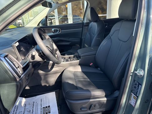 New 2026 Kia Sorento EX image 17