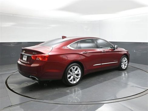Used 2017 Chevrolet Impala Premier w/ Enhanced Convenience Package image 11