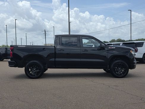 Used 2023 Chevrolet Silverado 1500 LT Trail Boss w/ Protection Package AWD/4WD image 4